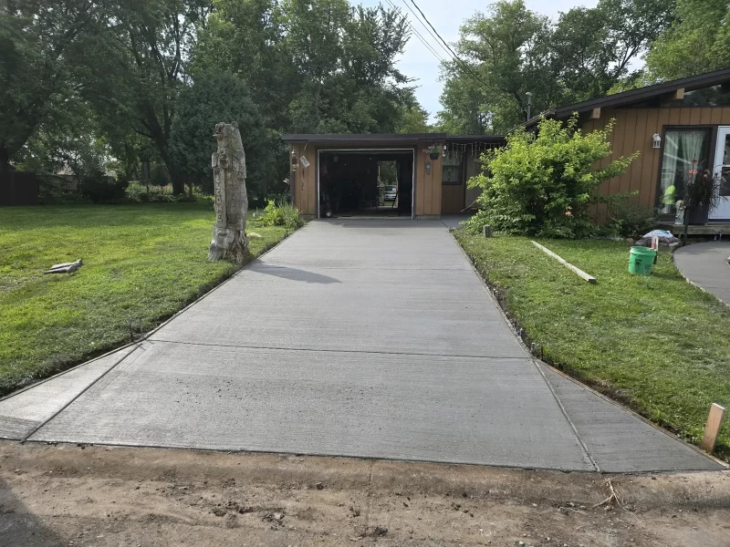 New concrete driveway in Hugo, MN